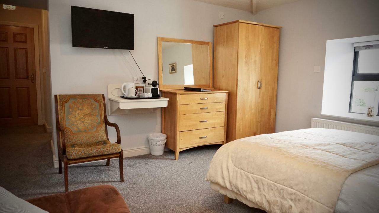 Bed and Breakfast Cartron House à Ballinakill  Extérieur photo