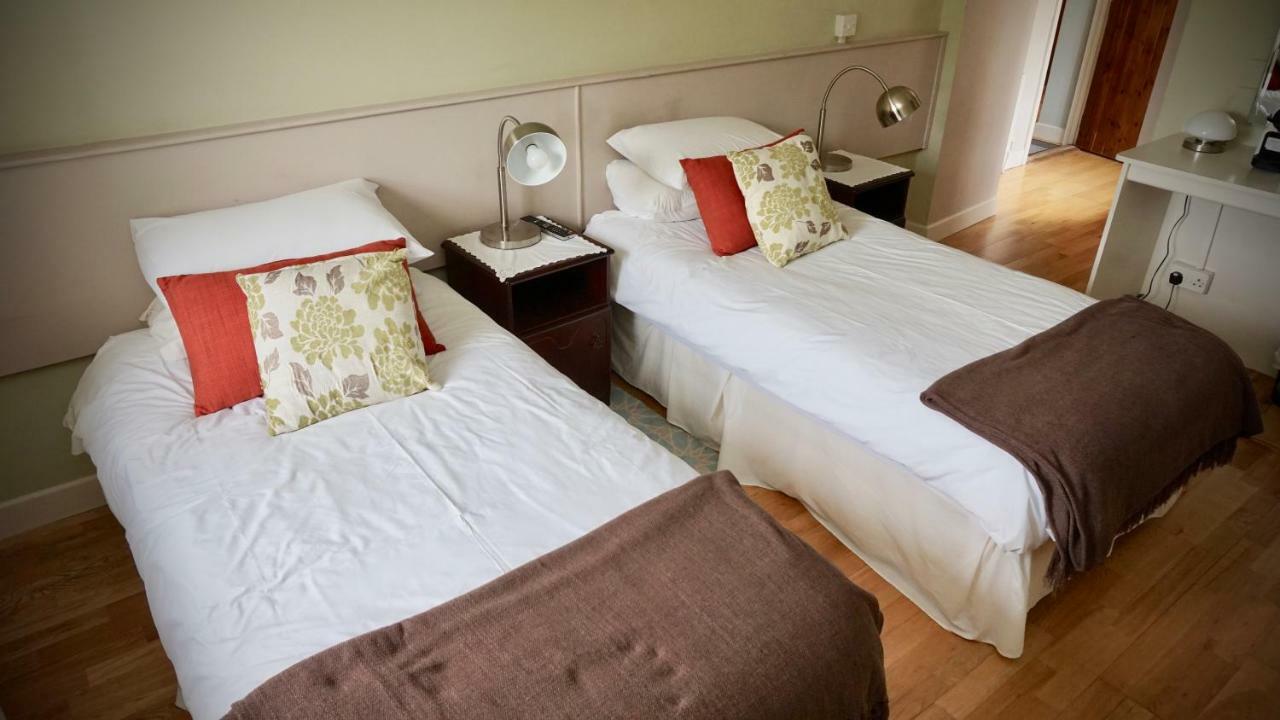 Bed and Breakfast Cartron House à Ballinakill  Extérieur photo